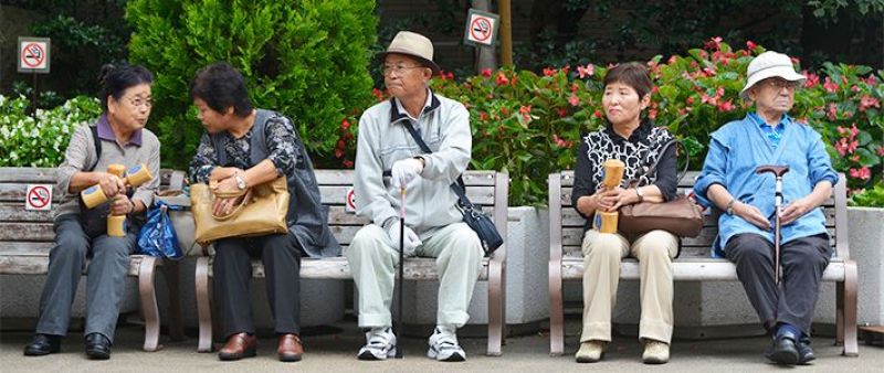 người già người già